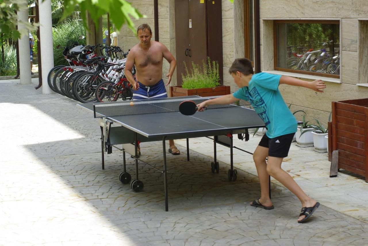 Harmony Suites Jungle Napospart Kültér fotó