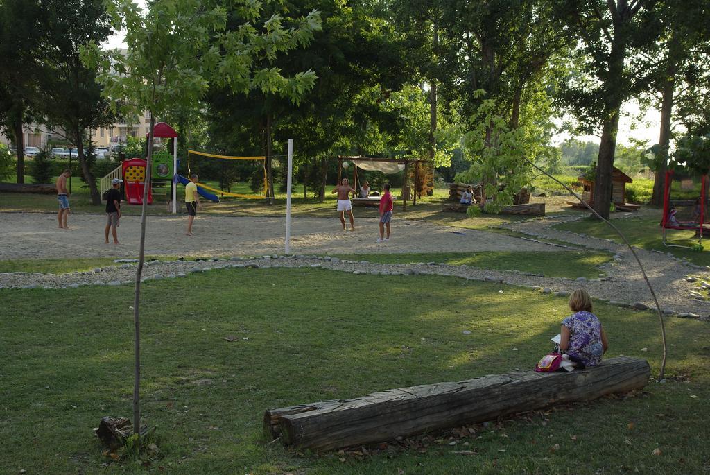 Harmony Suites Jungle Napospart Kültér fotó