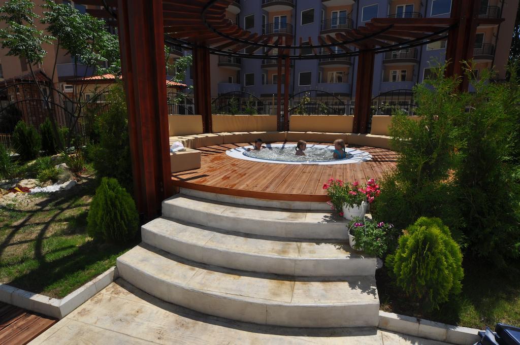 Harmony Suites Jungle Napospart Kültér fotó